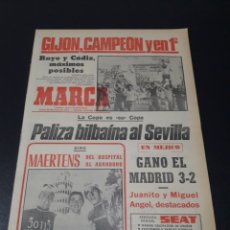 Coleccionismo deportivo: MARCA. 30/05/1977. GARATE UNA VIDA EN ROJO Y BLANCO. GIJÓN, CAMPEÓN Y A PRIMERA DIVISIÓN.. Lote 120974220