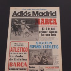 Coleccionismo deportivo: MARCA. 4/11/1976. COPA EUROPA. BRUJAS,2 - R.MADRID,0. UEFA. BILBAO,3 - BASEL,1. ESPAÑOL,2 - EINTRACH. Lote 121002504