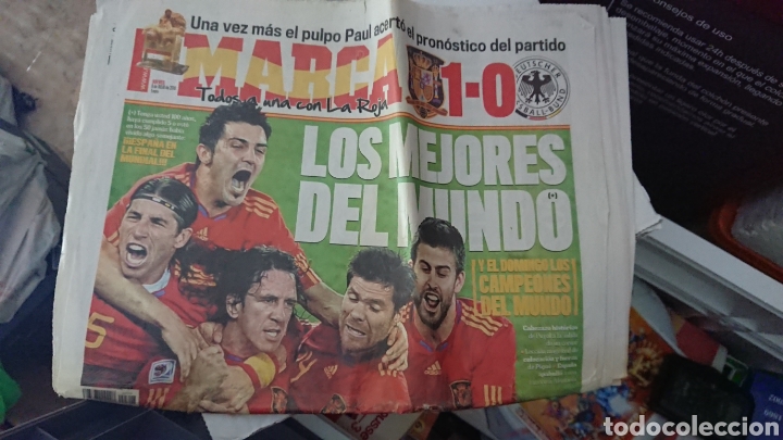 Colecionismo desportivo: DIARIO PERI&Oacute;DICO MARCA PARTIDO SEMIFINAL COPA DEL MUNDO DE SUD&Aacute;FRICA 2010 caja pl&aacute;stico rosa