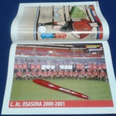 Coleccionismo deportivo: MINI POSTER + FICHA MUNDO DEPORTIVO 2000/2001 ( C. AT. OSASUNA ) NUEVO