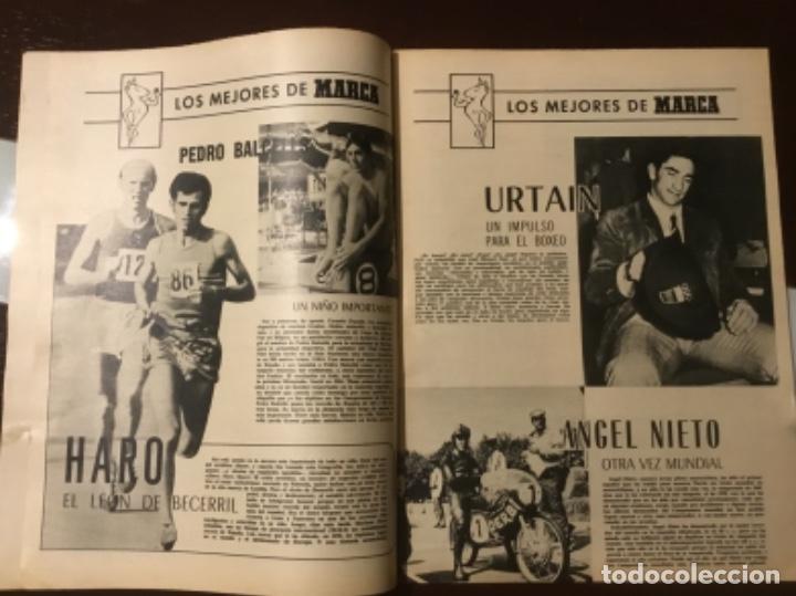 Coleccionismo deportivo: Antiguo peri&oacute;dico marca extra Navidad - Foto 2