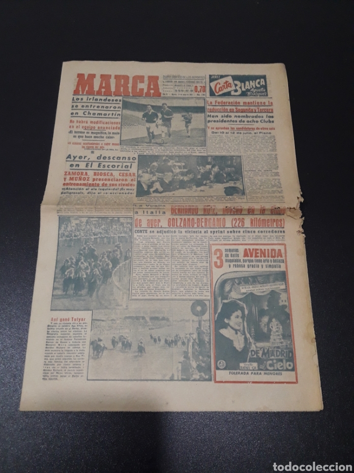 Colecionismo desportivo: MARCA 31/05/1952. ESPA&Ntilde;A V. IRLANDA GRANADA ESPADA ESPECIAL ESPA&Ntilde;A - IRLANDA.