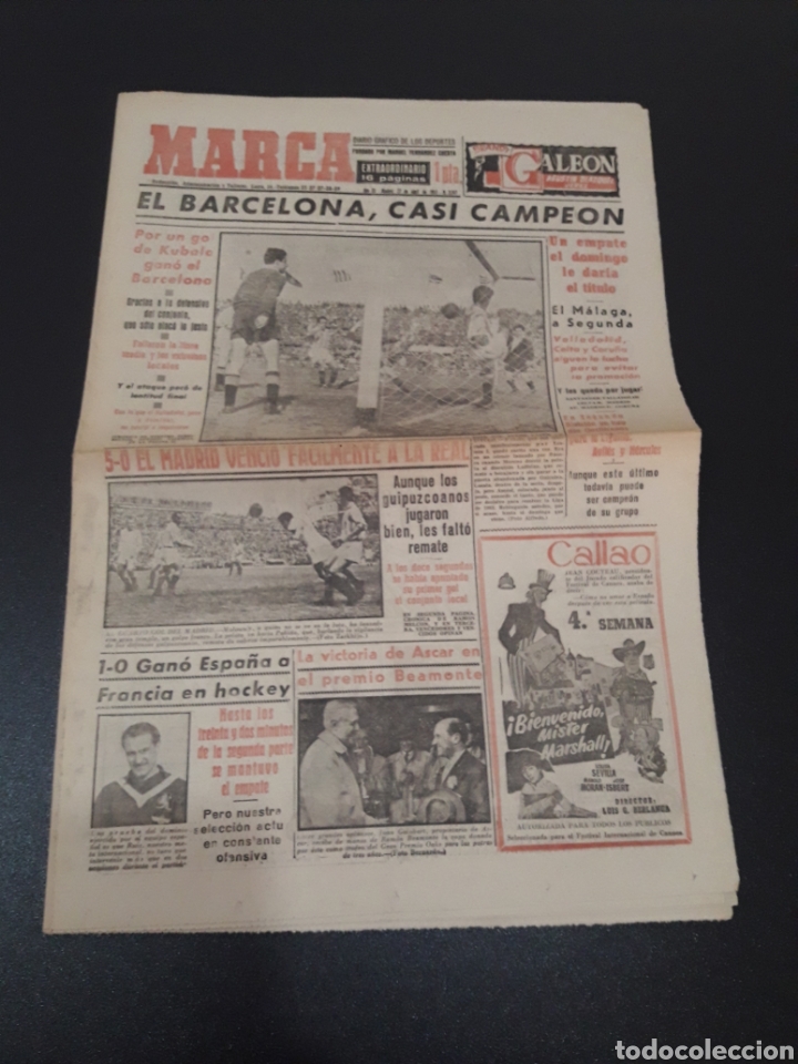 Sports collectibles: MARCA N&deg;3247. 27/04/1953. BARCELONA CASI CAMPEON MADRID R.SOCIEDAD BARCELONA VALLADOLID HOCKEY ESPA&Ntilde;