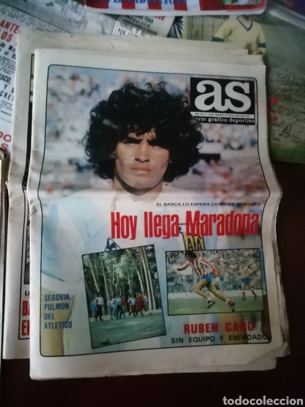 Coleccionismo deportivo: Diego Maradona al Barsa. DIARIO AS 1982 - Foto 2