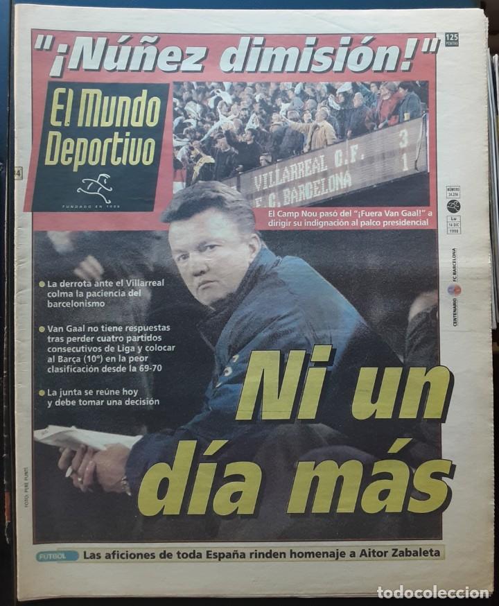 Colecionismo desportivo: MUNDO DEPORTIVO DICIEMBRE 1998, VAN GAAL: NI UN D&Iacute;A M&Aacute;S !! BAR&Ccedil;A 1, VILLARREAL 3