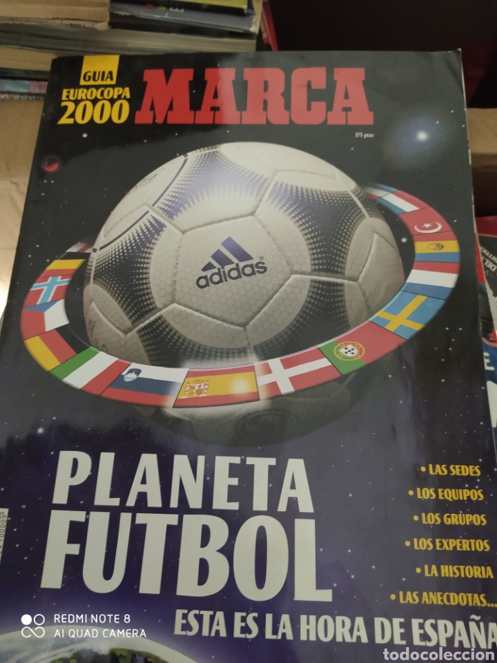 Collectionnisme sportif: GU&Iacute;A FUTBOL DIARIO MARCA EUROCOPA 2000 PLANETA FUTBOL armario madera