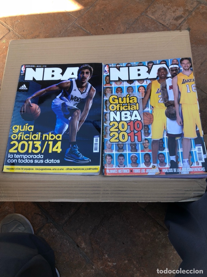 Coleccionismo deportivo: Lote de 2 guias de la NBA - Foto 1