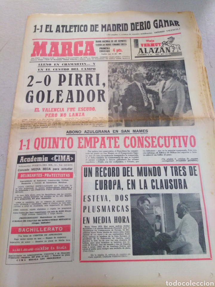 Sports collectibles: MARCA-13/9/70,PIRRI GOLEADOR 2-0 MADRID-VALENCIA, REPORTAGE INTERIOR HOCKEY 12-5 VICTORIA DEL REUS S