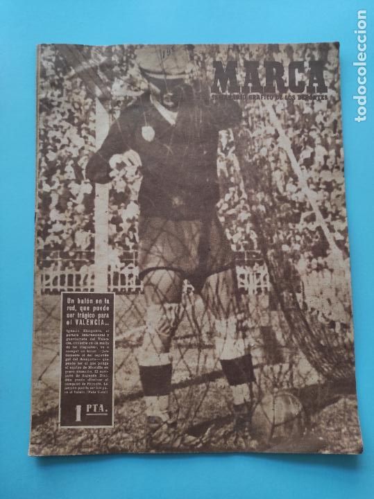 Coleccionismo deportivo: PERIODICO MARCA 1947 ALBACETE CULTURAL LEONESA - VALENCIA-ALCOYANO