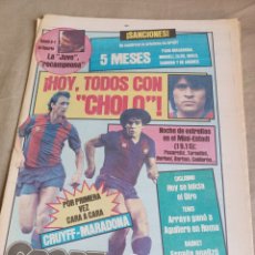 Coleccionismo deportivo: SPORT 17 MAYO 1984.¡ HOY,TODOS CON ” CHOLO” !. POR PRIMERA VEZ CARA A CARA CRUYFF- MARADONA. Lote 251964445