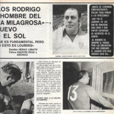 Coleccionismo deportivo: ATLÉTICO DE MADRID: ENTREVISTA Y REPORTAJE GRÁFICO DEL MASAJISTA CARLOS RODRIGO. 1975. Lote 278324928