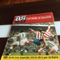 Coleccionismo deportivo: AS COLOR 305 MARZO 1977 ATLELICO MADRID BETIS POSTER 298 CADIZ C.F. CICLISMO 77 PIRRI. Lote 284470128