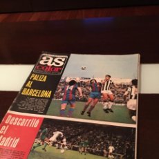 Coleccionismo deportivo: AS COLOR. Nº 99. 10 ABRIL 1973. POSTER CENTRAL: AJAX DE AMSTERDAM,JOHAN CRUYFF. Lote 299579768