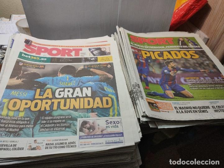 Coleccionismo deportivo: Lote de 148 periódicos Sport algunos emblemáticos Messi,etc - Foto 8 - 299781463