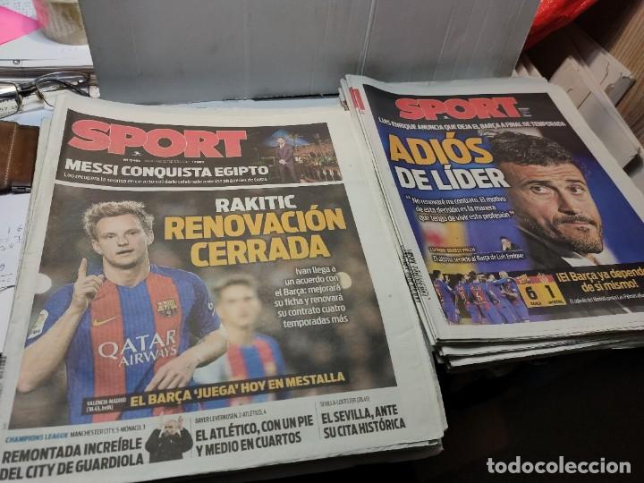 Coleccionismo deportivo: Lote de 148 periódicos Sport algunos emblemáticos Messi,etc - Foto 56 - 299781463
