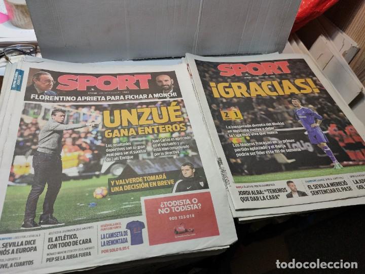 Coleccionismo deportivo: Lote de 148 periódicos Sport algunos emblemáticos Messi,etc - Foto 64 - 299781463