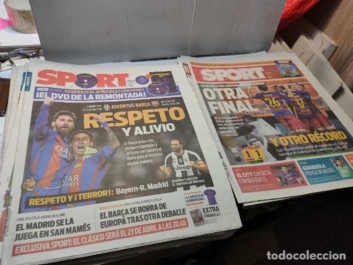 Coleccionismo deportivo: Lote de 148 periódicos Sport algunos emblemáticos Messi,etc - Foto 65 - 299781463