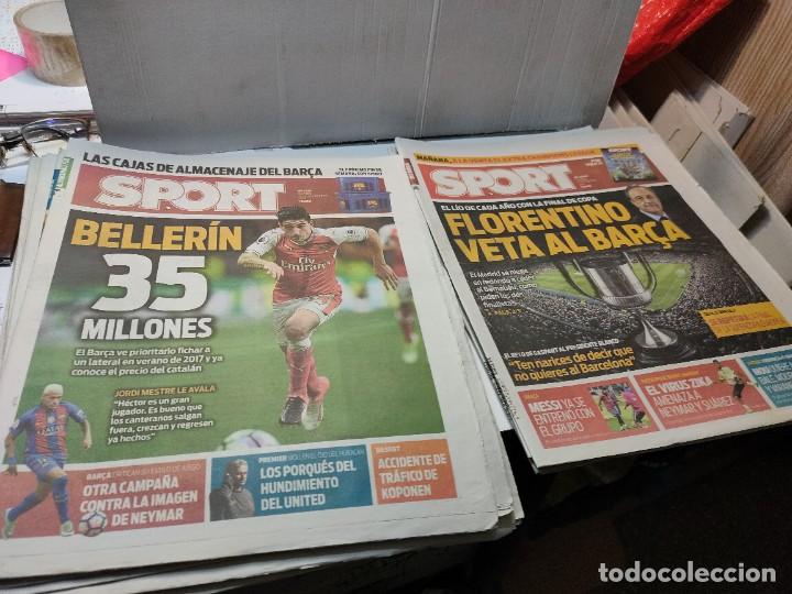 Coleccionismo deportivo: Lote de 148 periódicos Sport algunos emblemáticos Messi,etc - Foto 66 - 299781463