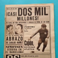 Coleccionismo deportivo: DIARIO AS - 12 ENERO 1980 - PRESIDENTES REAL MADRID BARCA, SIMONSEN, .... COMPLETO. Lote 316668038