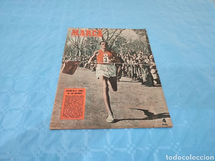 Sports collectibles: 10/03/1953 N&deg; 536. R.MADRID OVIEDO BARCELONA R.SOCIEDAD ESPA&Ntilde;A M&Uacute;HLBURG KARLRUHE YOUNG MART&Iacute;N.