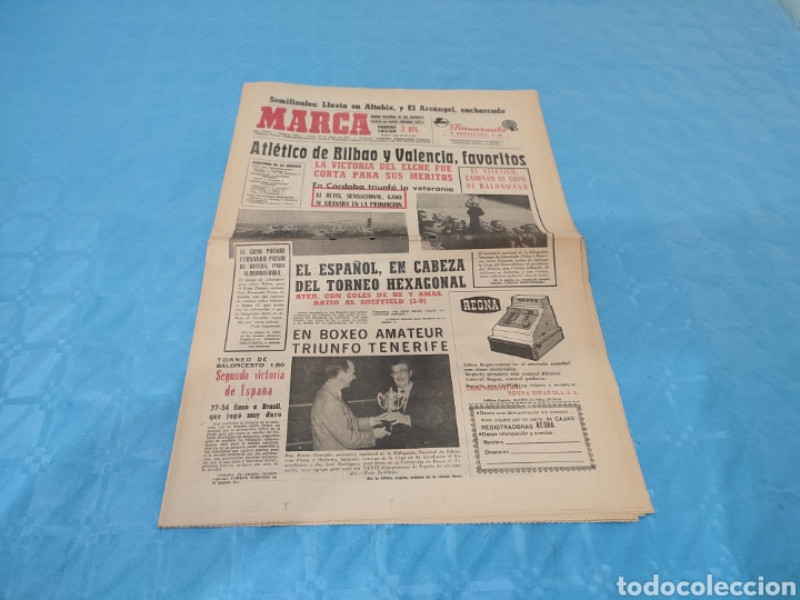 Colecionismo desportivo: 19/06/1967. ELCHE CF VALENCIA C&Oacute;RDOBA BILBAO COPA BETIS GRANADA PROMOCI&Oacute;N ASCENSO.