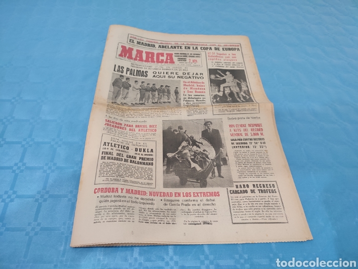 Colecionismo desportivo: 17/01/1965. REAL MADRID COPA EUROPA BALONCESTO FOLLEDO BOXEO RCD ESPA&Ntilde;OL JULI&Aacute;N RIERA.