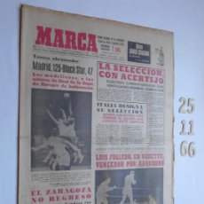 Coleccionismo deportivo: PERIODICO MARCA 25 NOVIEMBRE 1966 EL MADRID A OCTABOS COPA DE EUROPA DE BALONCESTO , BOXEO