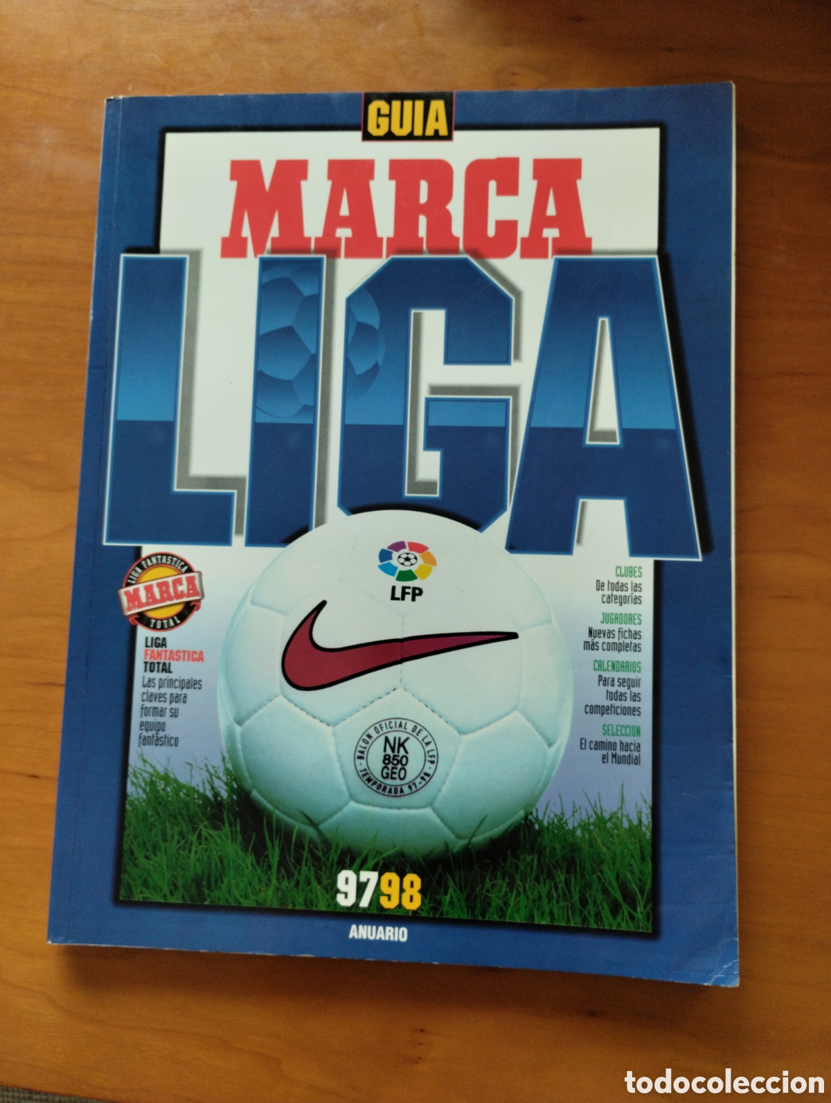 Le Guide Du Football 97 - Collectif - État Correct