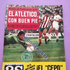 Coleccionismo deportivo: REVISTA AS COLOR Nº 329 POSTER ATLETICO DE MADRID ACTUAL CAMPEON LIGA ALINEACION 1977/1978 77/78