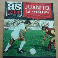 Coleccionismo deportivo: AS COLOR Nº 325 JUANITO REAL MADRID ZUVIRIA BARÇA VALENCIA CF POSTER CARLOS MONZON 1977 COMPLETA. Lote 387167744