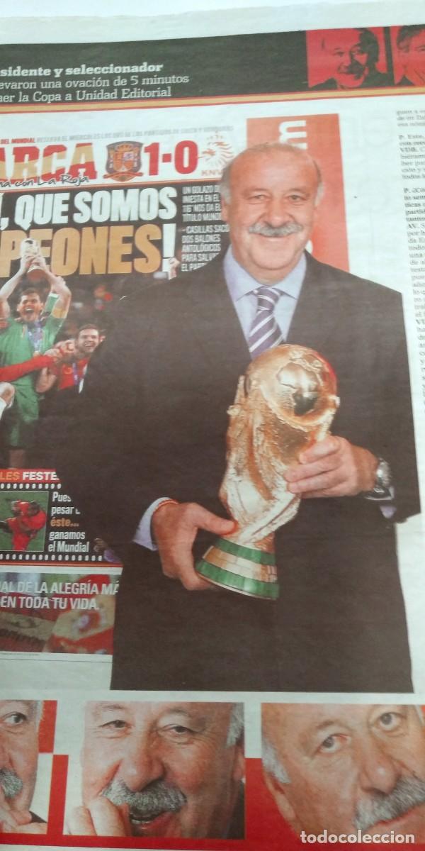 Coleccionismo deportivo: Marca 2010 Todos a una con la roja - Foto 2