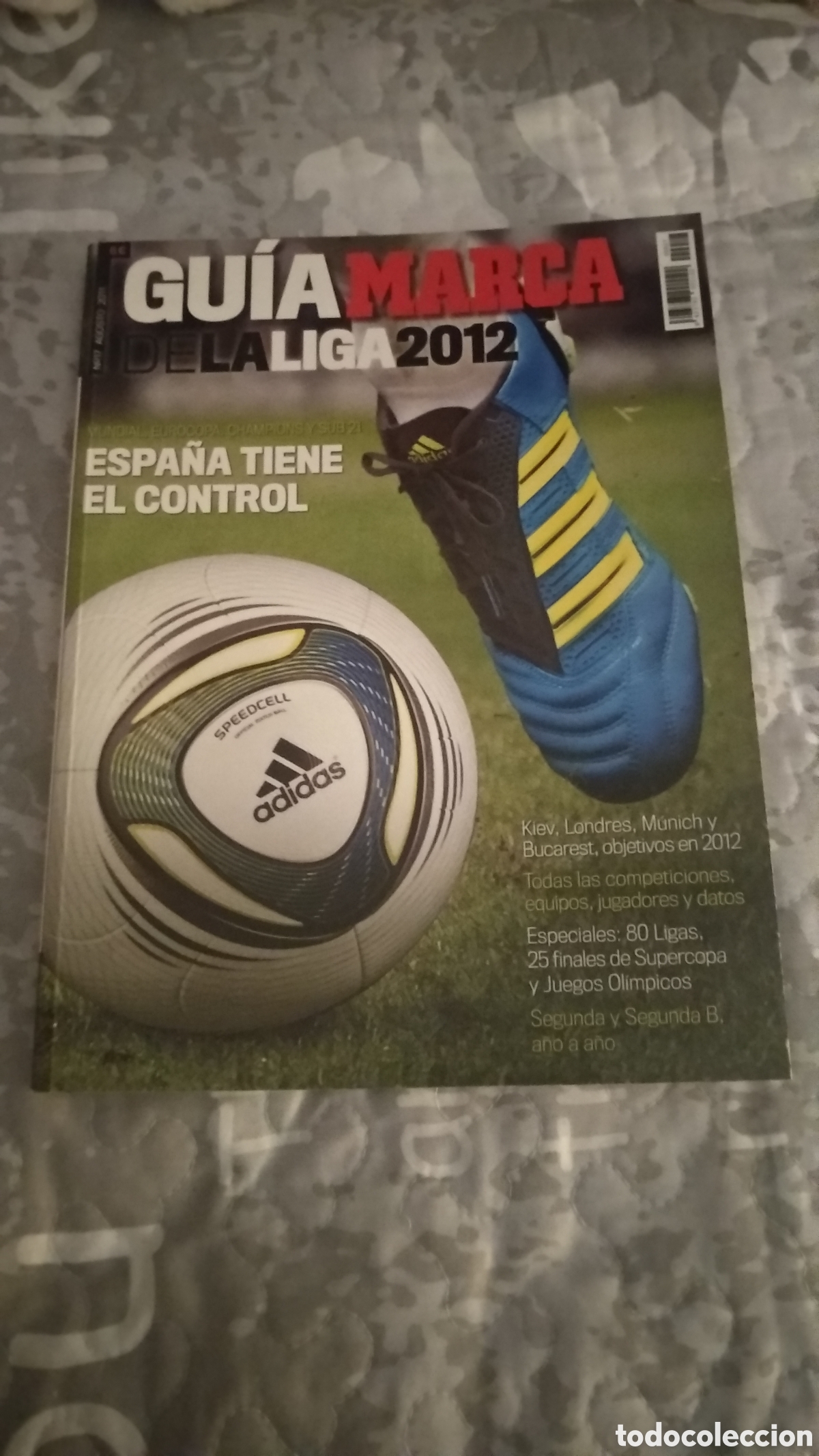 Coleccionismo deportivo: Gu&iacute;a Marca de la Liga 2012 - Foto 1
