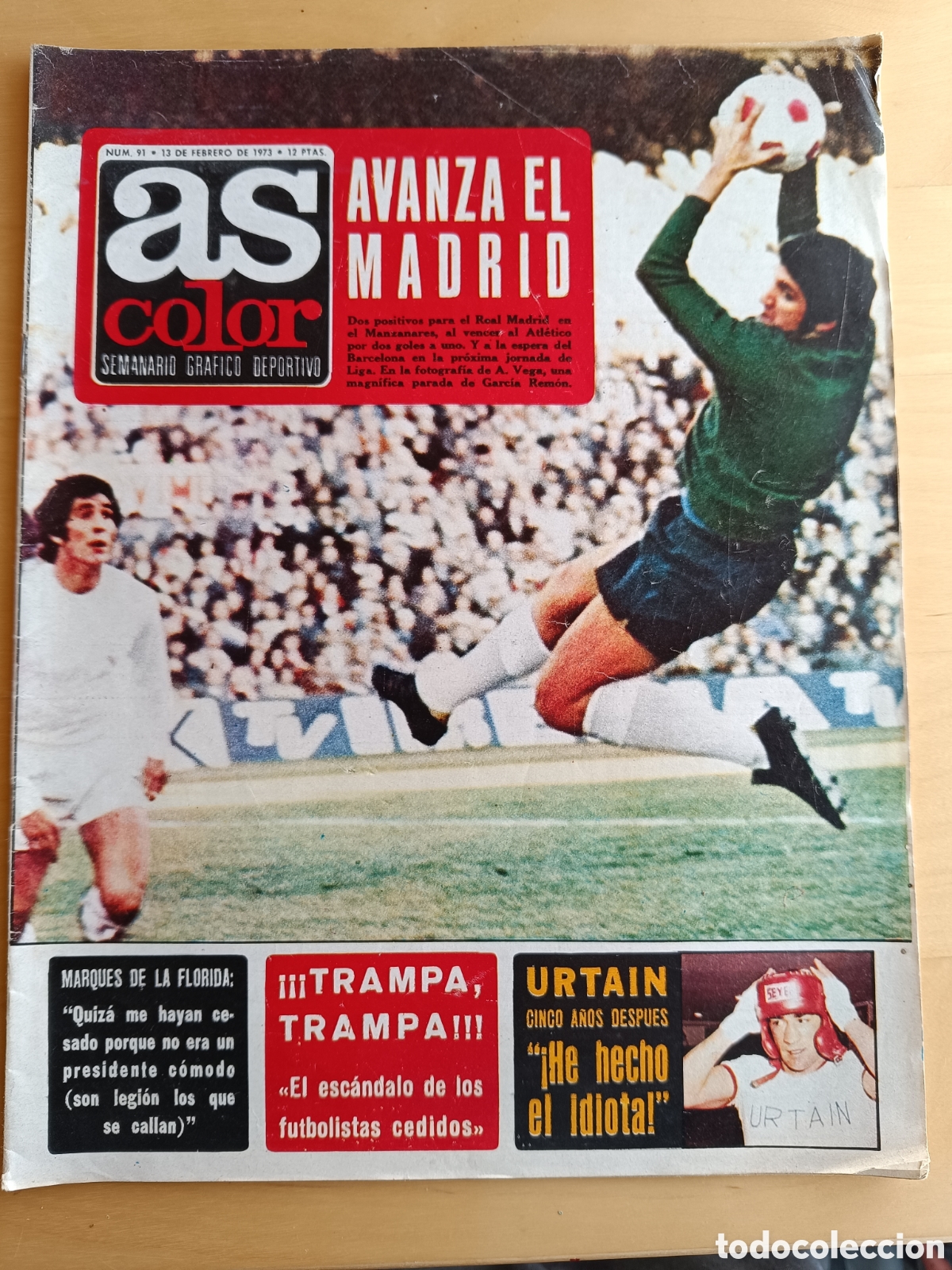 Coleccionismo deportivo: As Color N&ordm; 91. Poster de Pirri. (R. Madrid)