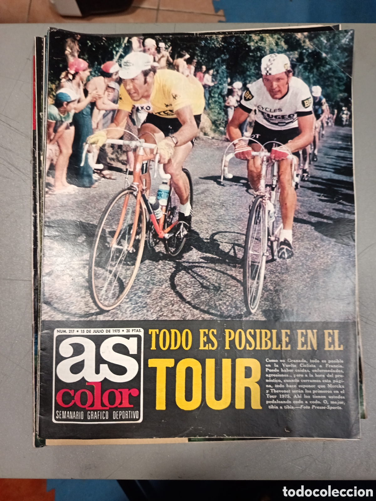 Coleccionismo deportivo: REVISTA AS COLOR N&ordm;217 POSTER CENTRAL Real Madrid