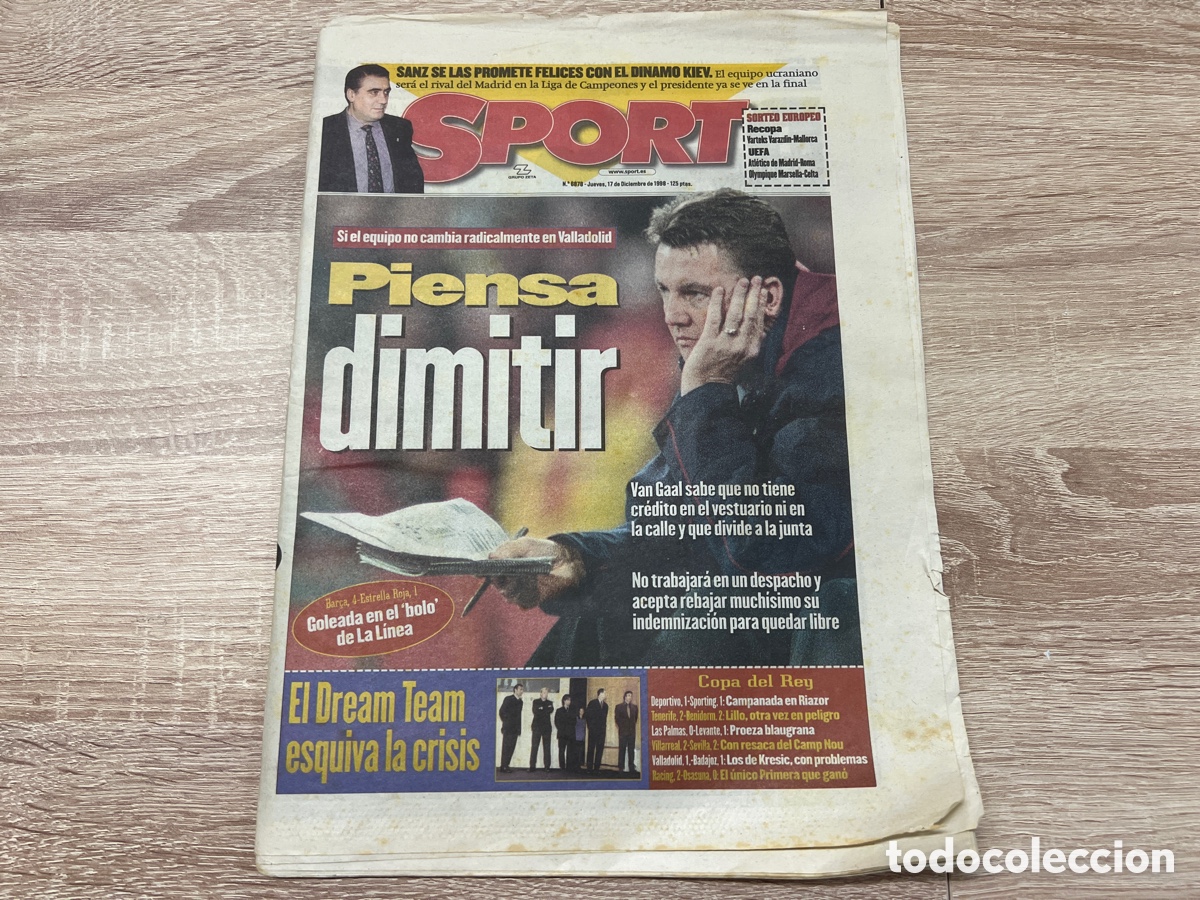 Coleccionismo deportivo: SPORT 17/12/1998 PIENSA DIMITIR