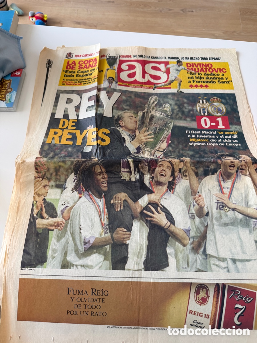 Coleccionismo deportivo: Diarios AS y Marca S&eacute;ptima Copa de Europa Real Madrid.