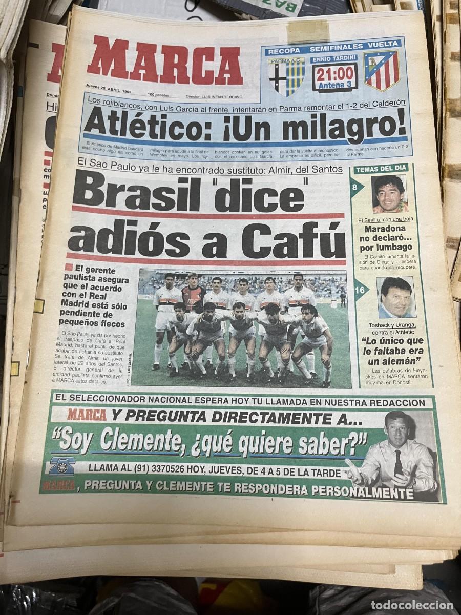 Coleccionismo deportivo: MARCA (22-4-1993) RECOPA PARMA ATLETICO MADRID CAFU SAO PAULO JAVIER CLEMENTE
