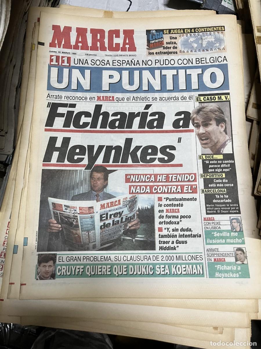 Coleccionismo deportivo: MARCA (30-3-1995) BELGICA 1-1 SELECCION ESPA&Ntilde;OLA ESPA&Ntilde;A MARTIN VAZQUEZ HEYNCKES