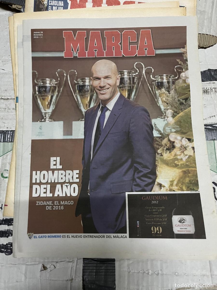 Coleccionismo deportivo: MARCA (29-12-2016) ZINEDINE ZIDANE REAL MADRID EL HOMBRE DEL A&Ntilde;O