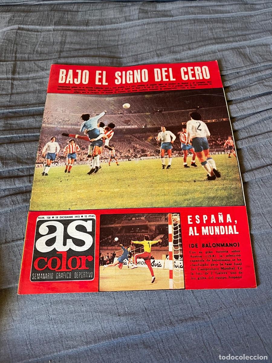 Coleccionismo deportivo: DIARIO AS COLOR 135 - 18 DIC 1973- ISIDRO LANGARA- POSTER SPORTING GIJON-PHILIPS - SARITA RODRIGUEZ