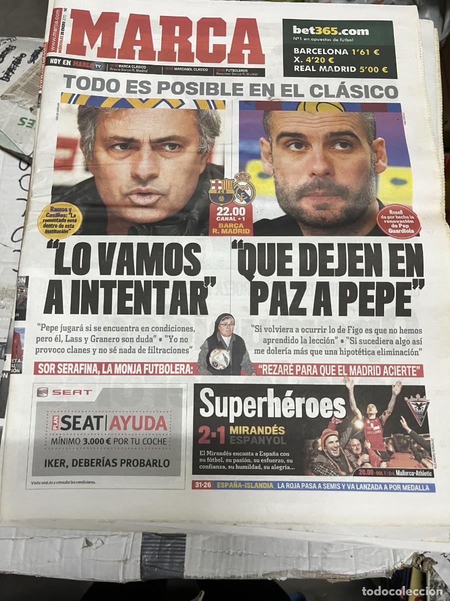 Coleccionismo deportivo: MARCA (25-1-2012) EL CLASICO REAL MADRID BARCELONA MOURINHO PEP GUARDIOLA