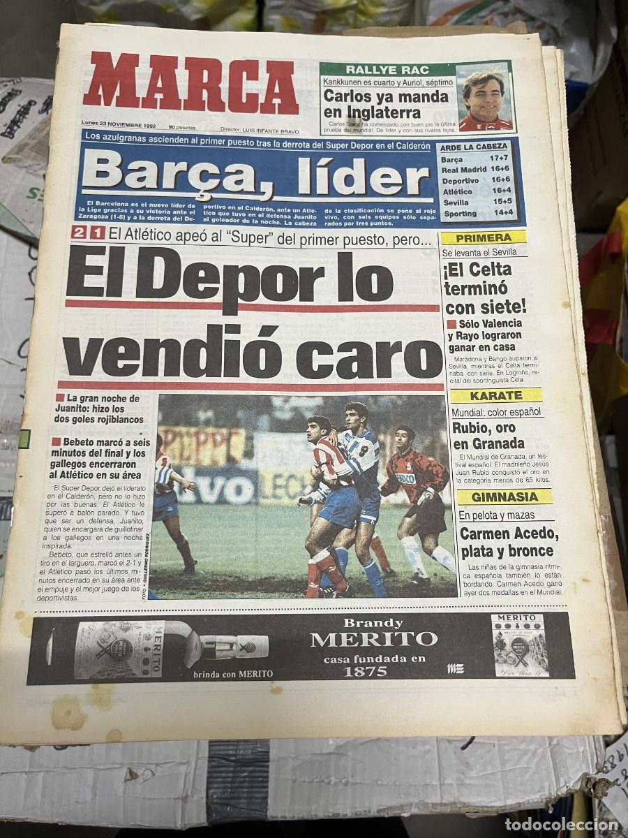 Coleccionismo deportivo: MARCA (23-11-1992) LIDER BARCELONA CARLOS SAINZ ATLETICO MADRID 2-1 DEPORTIVO CORU&Ntilde;A