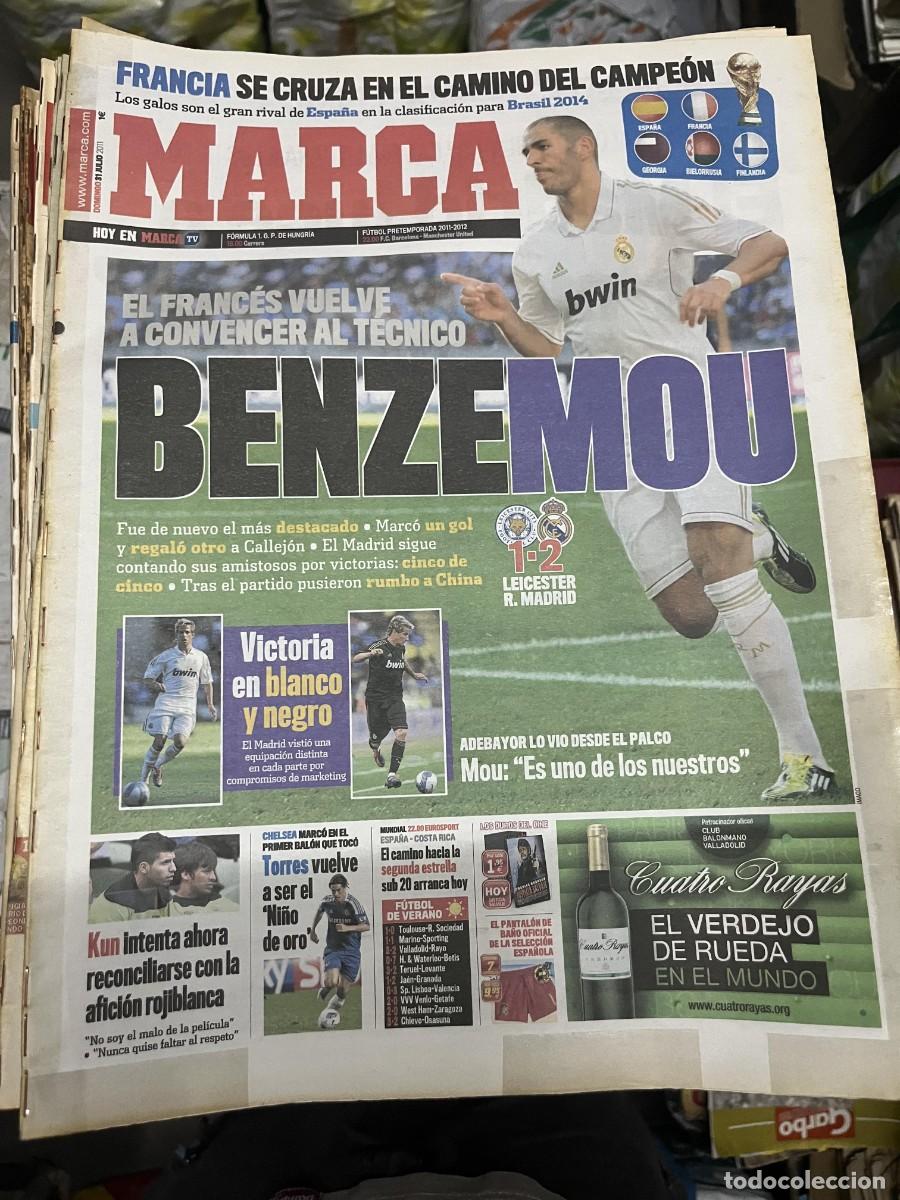 Coleccionismo deportivo: MARCA (31-7-2011) BENZEMA MOURINHO LEICESTER 1-2 REAL MADRID