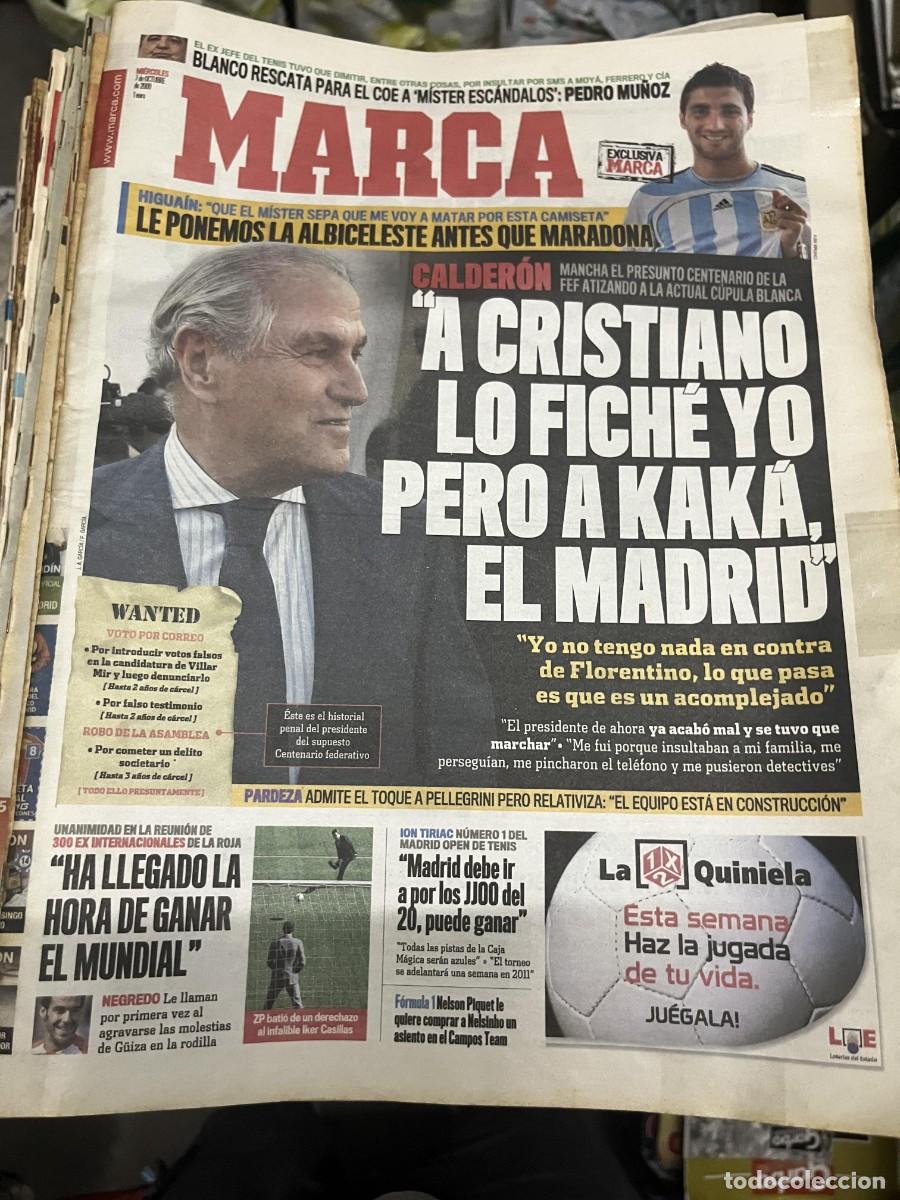Coleccionismo deportivo: MARCA (7-10-2009) CRISTIANO RONALDO FICHAJE HIGUAIN REAL MADRID CALDERON