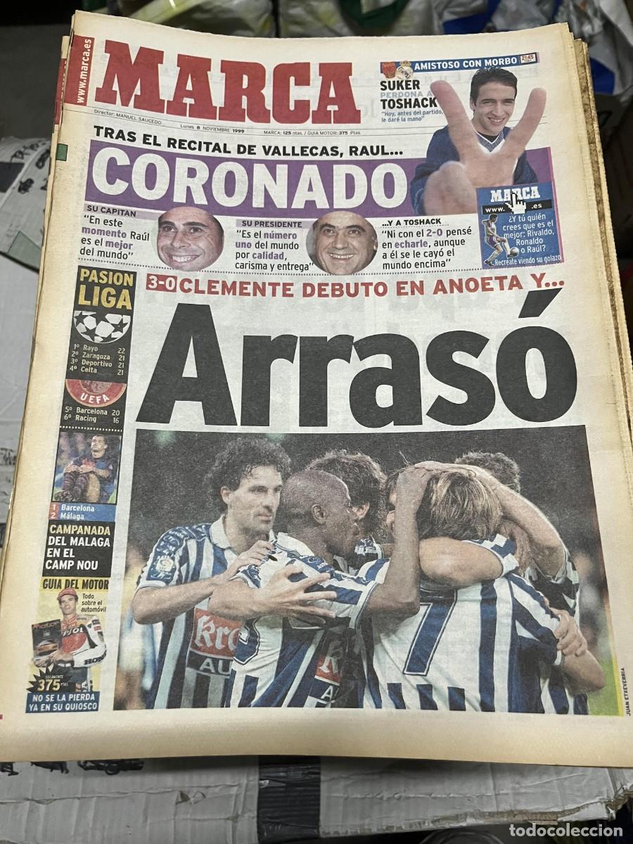 Coleccionismo deportivo: MARCA (8-11-1999) RAUL GONZALEZ REAL MADRID REAL SOCIEDAD 3-0 VALLADOLID BARCELONA 1-2 MALAGA