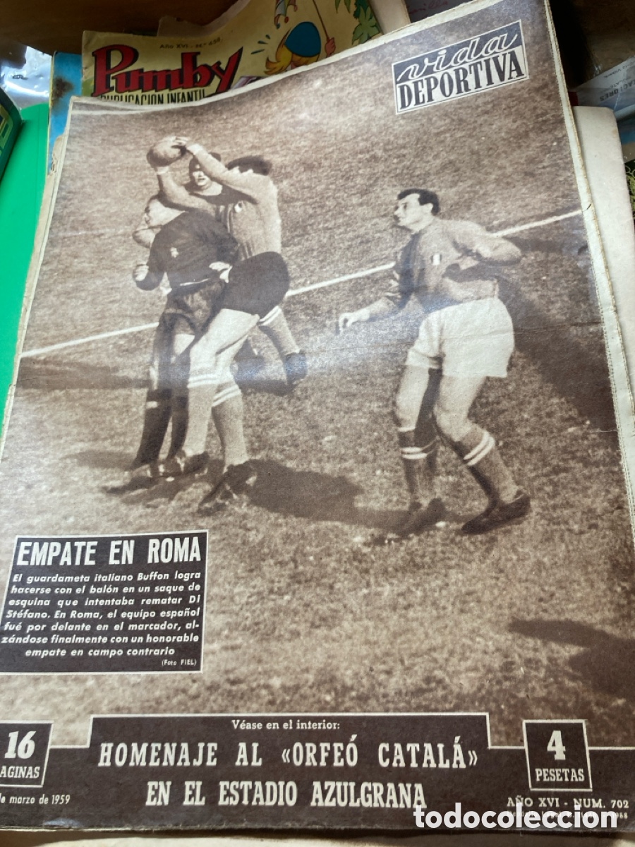 Coleccionismo deportivo: Vida Deportiva futbol Espa&ntilde;a Italia 1958