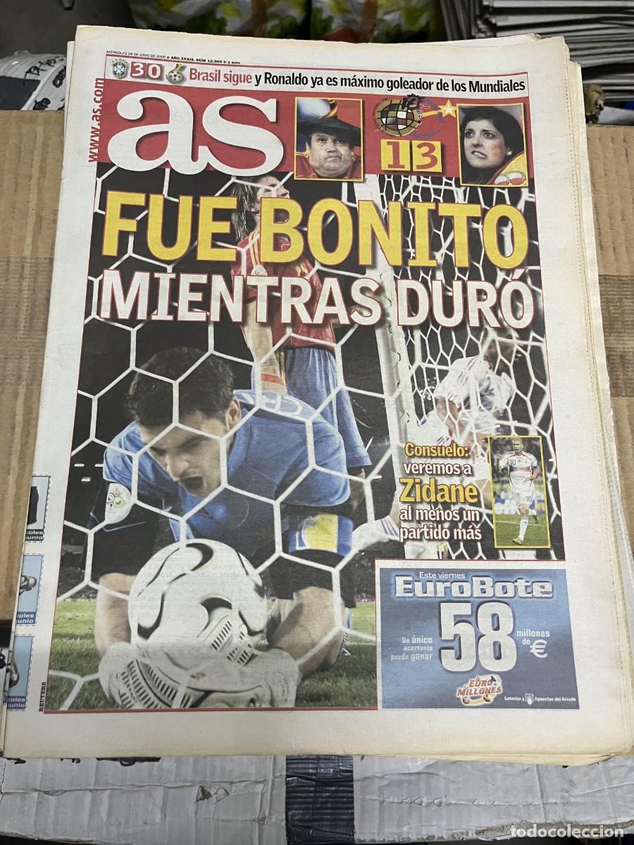 Colecionismo desportivo: AS (28-6-2006) MUNDIAL SELECCION ESPA&Ntilde;OLA ESPA&Ntilde;A 1-3 FRANCIA IKER CASILLAS ZIDANE