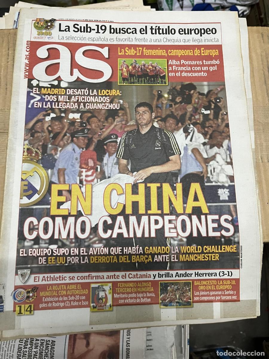 Coleccionismo deportivo: AS (1-8-2011) ESPA&Ntilde;A SUB-19 IKER CASILLAS CAMPEONA DE EUROPA SUB-17 FEMENINA