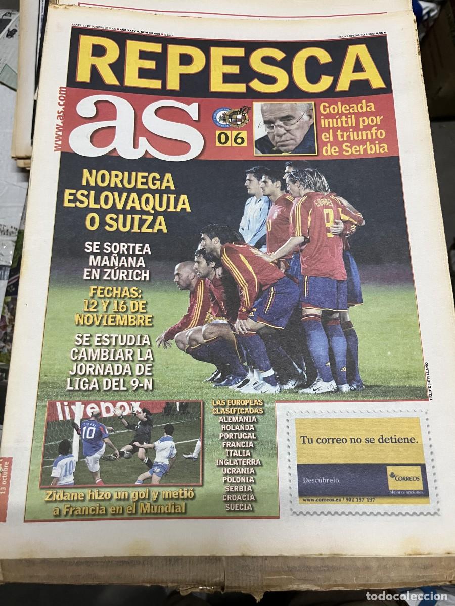 Coleccionismo deportivo: AS (13-10-2005) SAN MARINO 0-6 ESPA&Ntilde;A SELECCION ESPA&Ntilde;OLA ZIDANE FRANCIA
