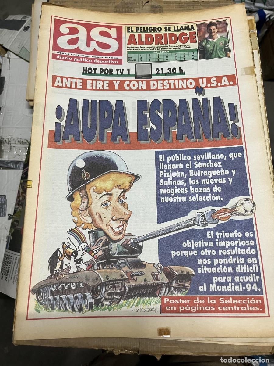 Coleccionismo deportivo: AS (18-11-1992) HOY SELECCION ESPA&Ntilde;OLA ESPA&Ntilde;A EIRE IRLANDA POSTER ALDRIDGE